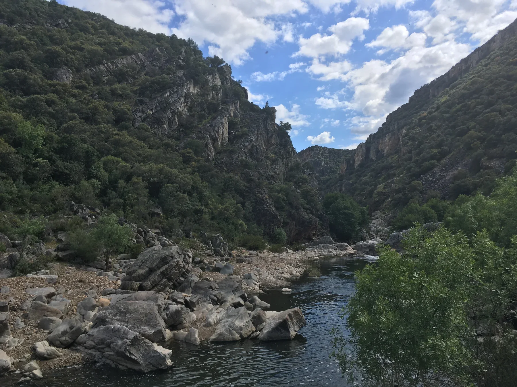 La Hoz de Río Frío en el entorno de El Hoyo