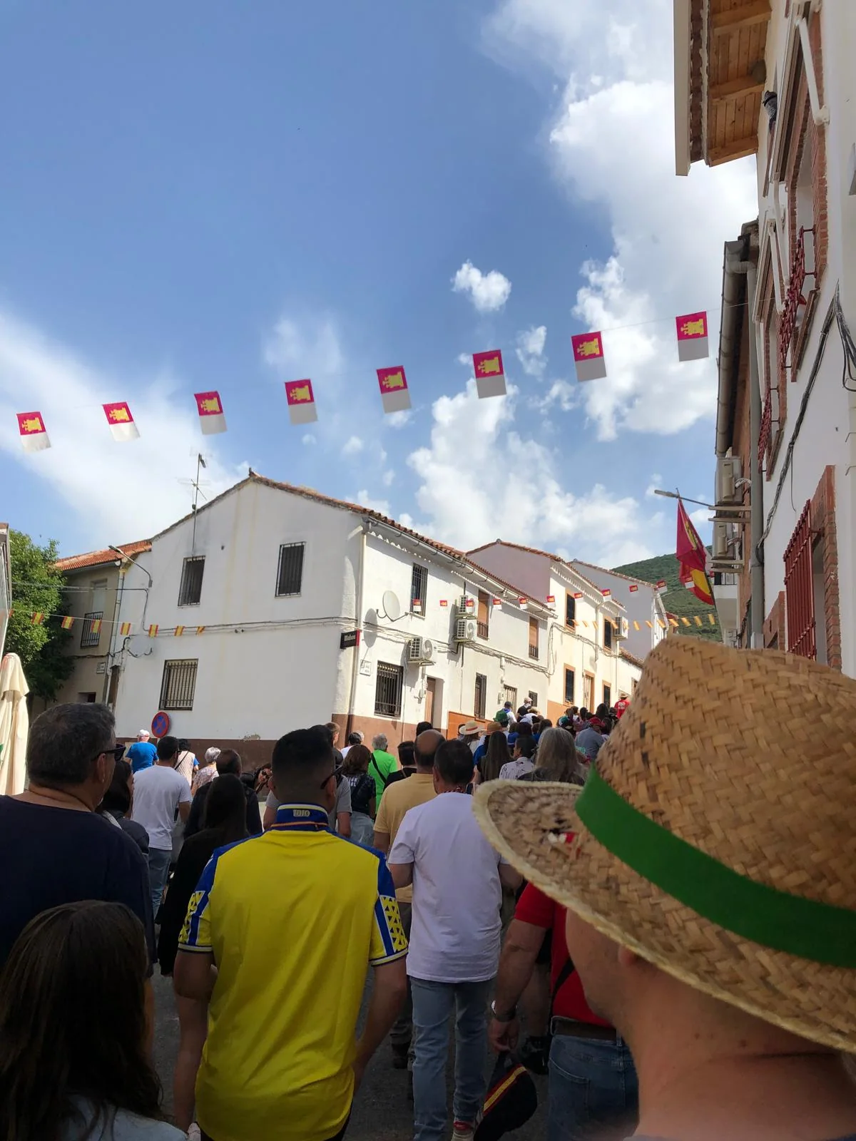 El corrillo de El Hoyo